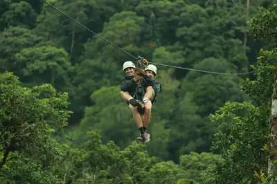 Extremo Canopy Tour in Monteverde Costa Rica